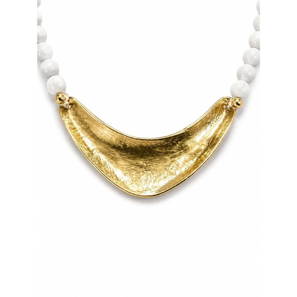 Vintage White Beaded Enamel Statement Necklace – Gold Tone Modernist Pendant